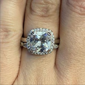 🚨🚨ALL RINGS BUY ONE GET ONE HALF OFF OF EQUAL OR LESSER VALUE 🚨🚨